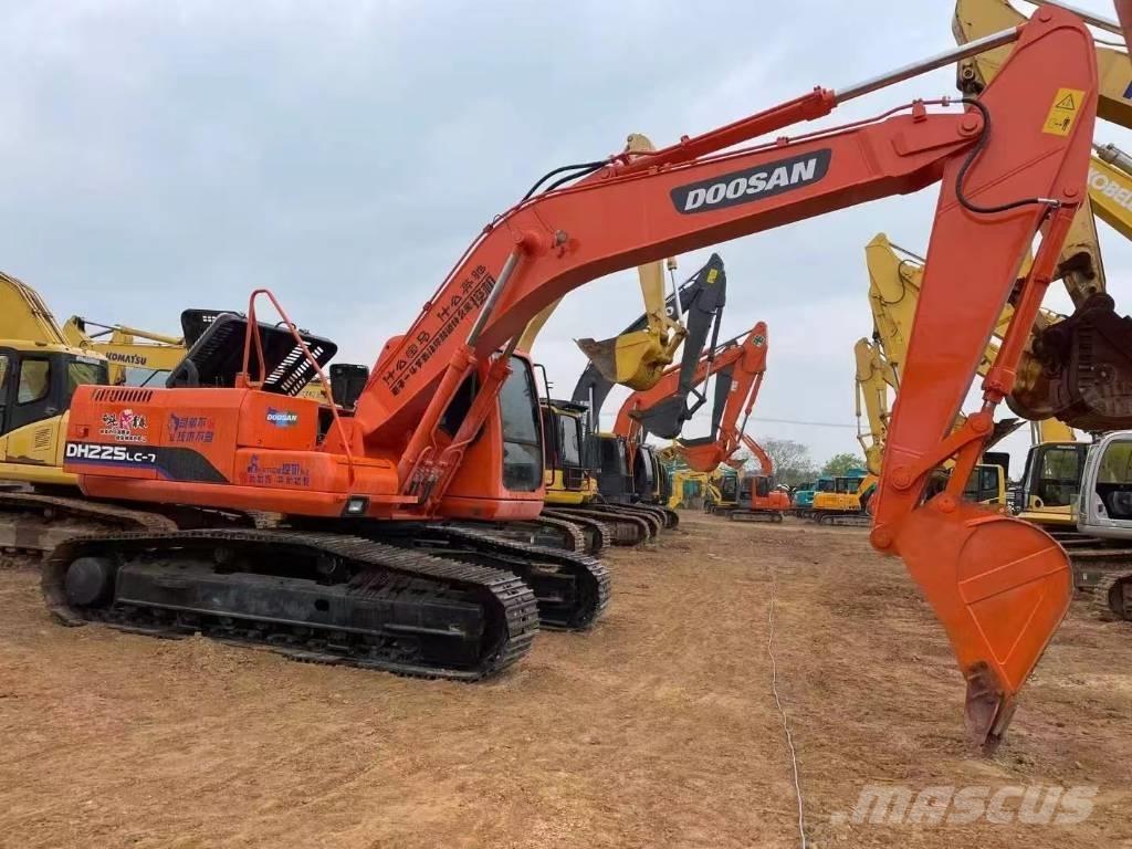 Doosan 225-7 履帶式 挖土機/掘鑿機/挖掘機