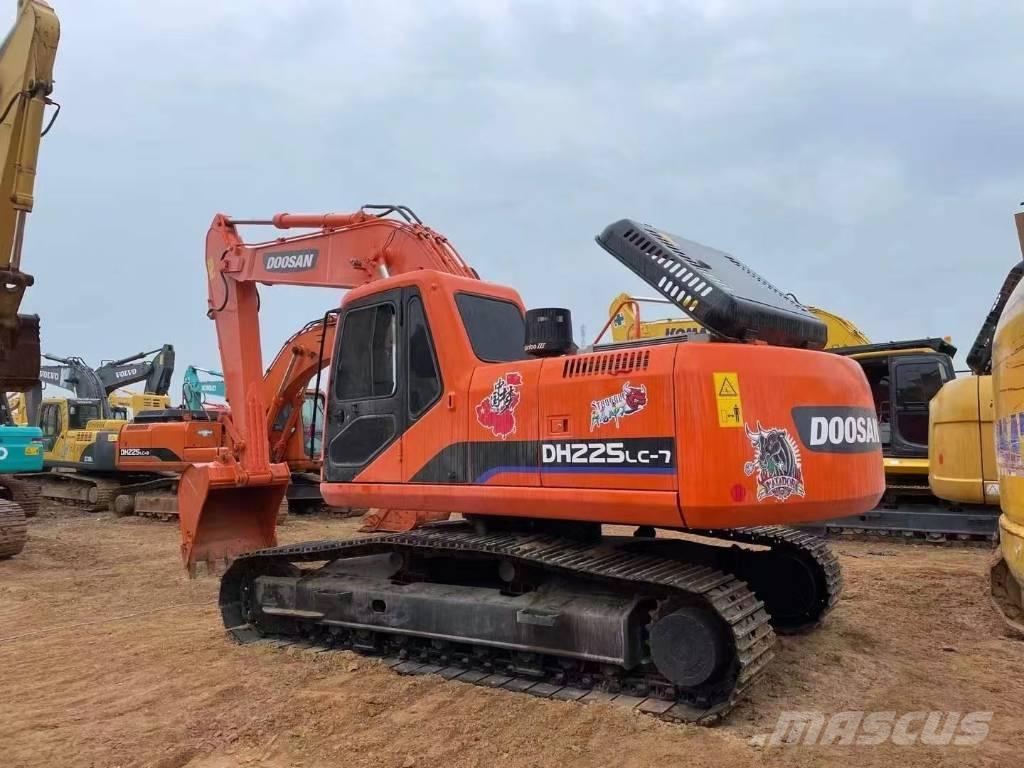 Doosan 225-7 履帶式 挖土機/掘鑿機/挖掘機