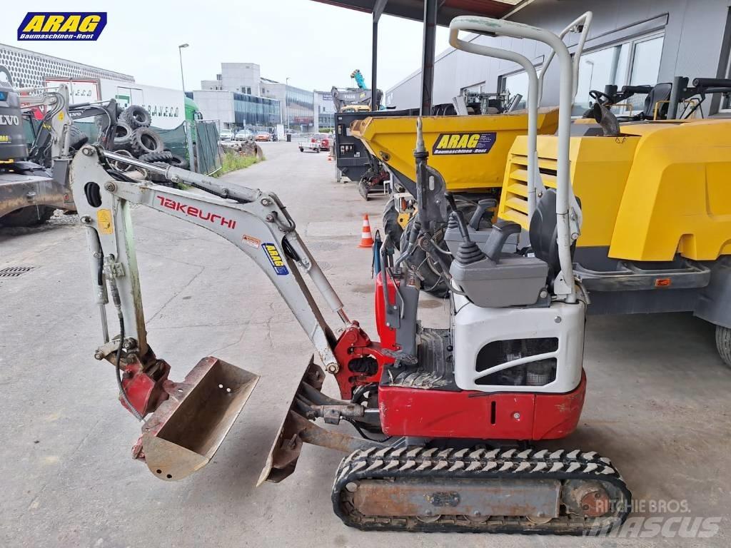 Takeuchi TB 210 R 小型挖土機/掘鑿機<7t(小型挖掘機)
