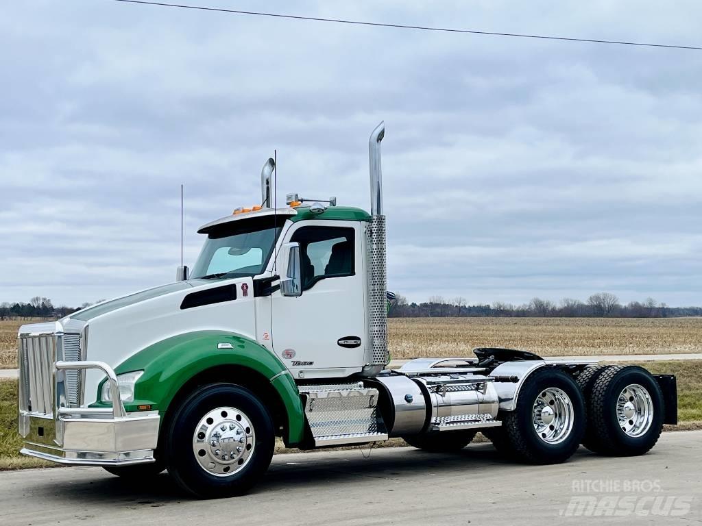 Kenworth T 880 曳引機組件