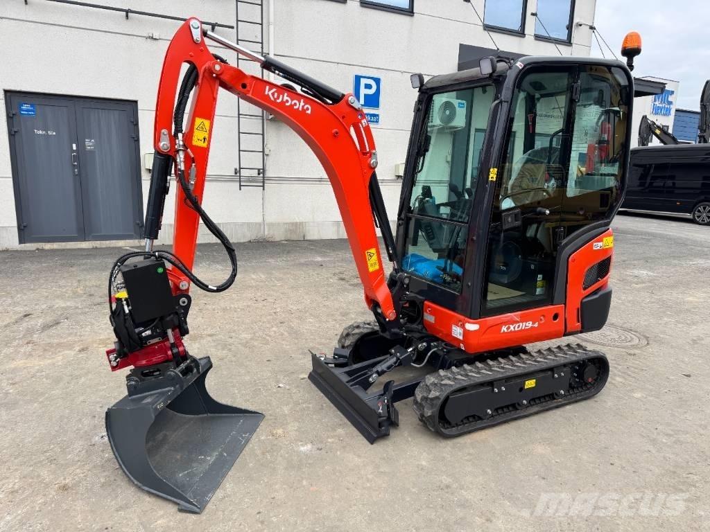 Kubota KX 019-4 小型挖土機/掘鑿機<7t(小型挖掘機)
