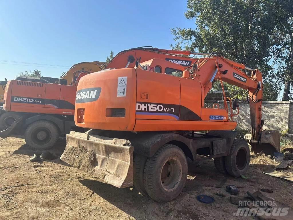 Doosan DH210W 旋轉式挖土機/掘鑿機/挖掘機