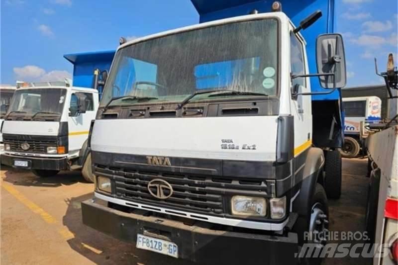 Tata LPK 其他貨車