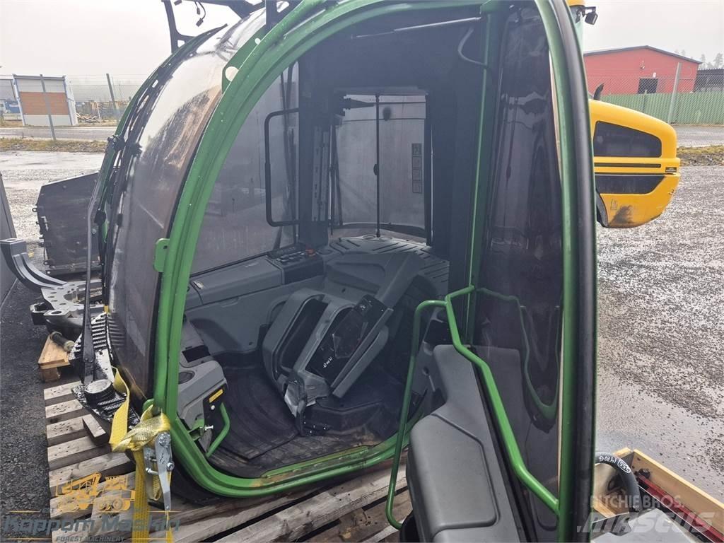 John Deere 1270G 駕駛室與內部