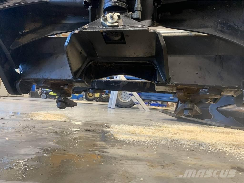 Komatsu 895 其他組件
