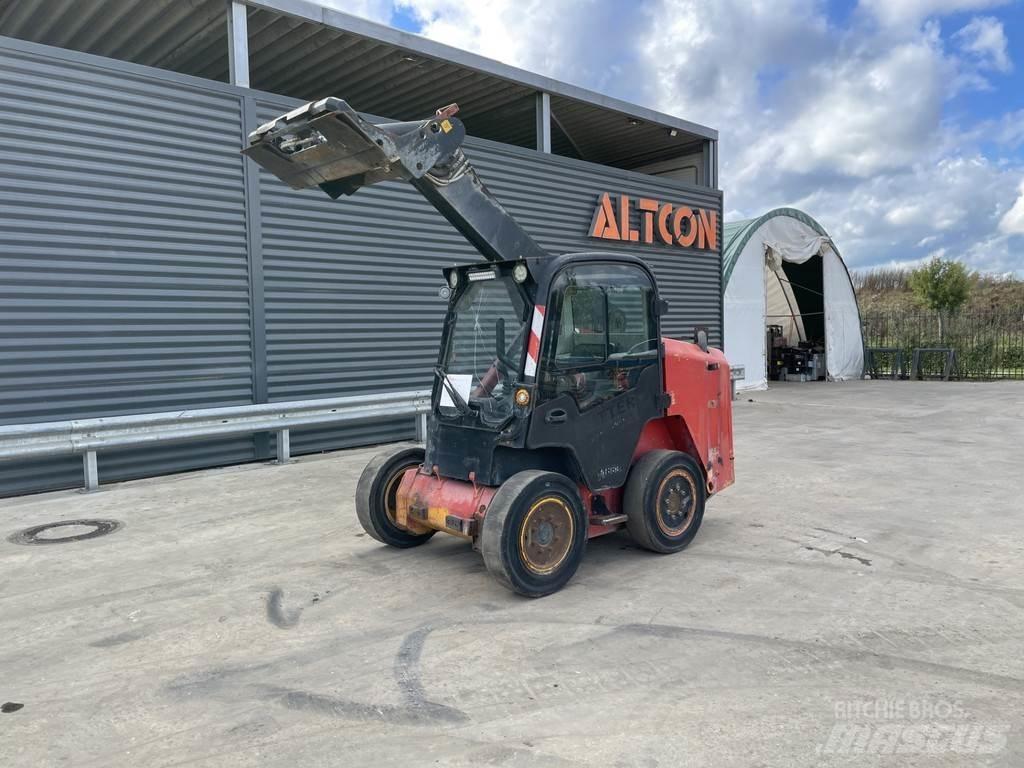 JCB R260 集材機