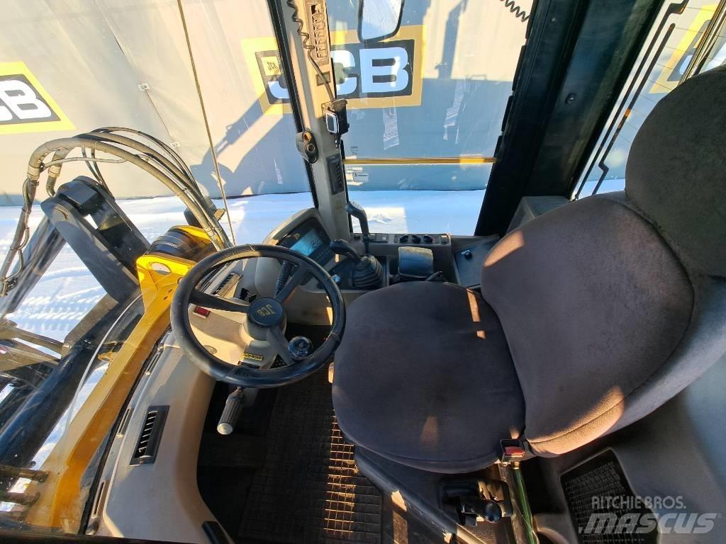 JCB 426 HT 輪胎式裝載機
