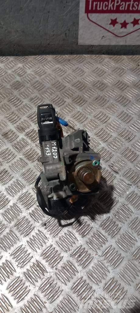 MAN TGA    7360051146 駕駛室與內部