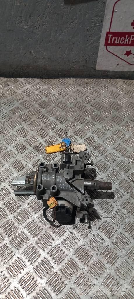 MAN TGA    7360051146 駕駛室與內部