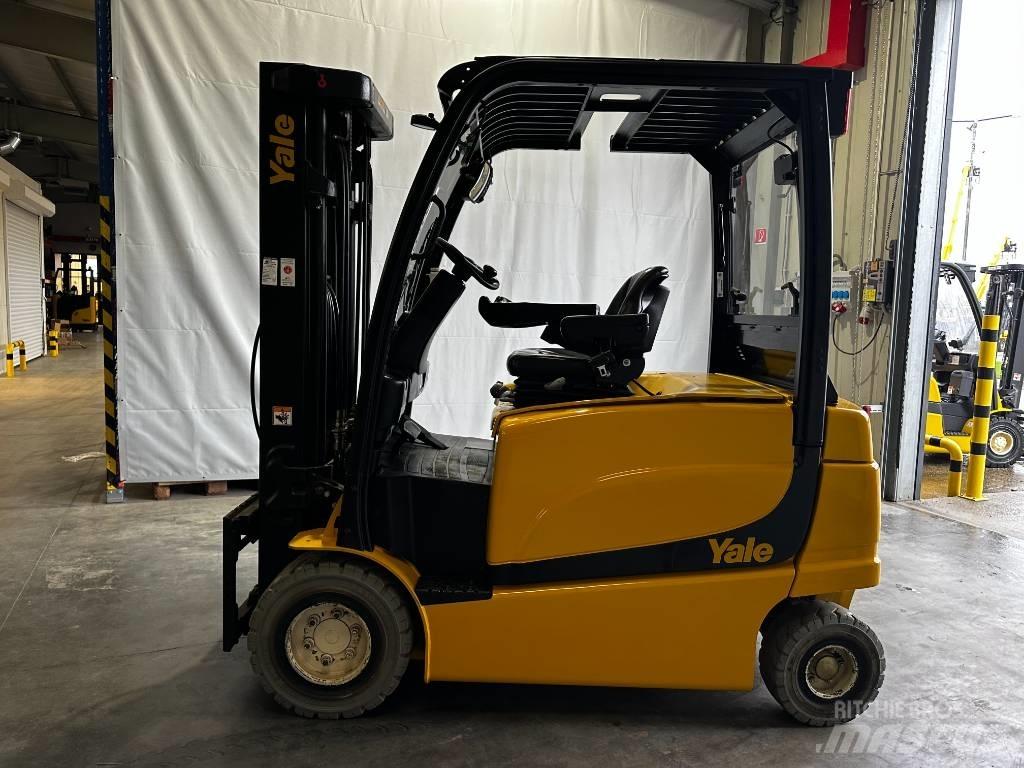 Yale ERP30VL 電動堆高機