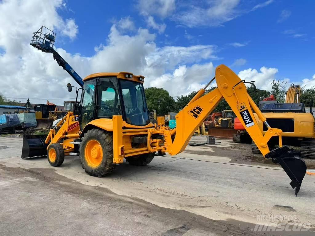 JCB 3 CX 反鏟裝載機