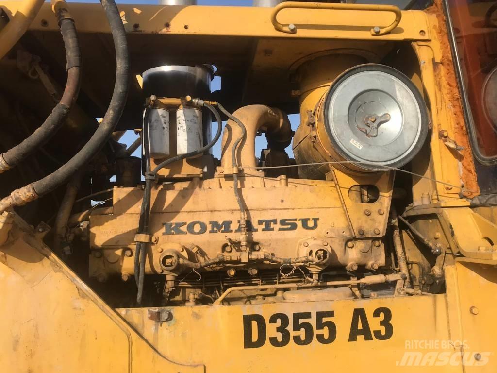 Komatsu D355A-3 履帶推土機