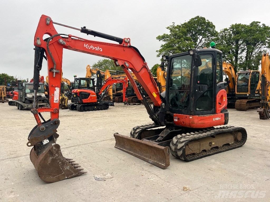 Kubota U 48-4 小型挖土機/掘鑿機<7t(小型挖掘機)
