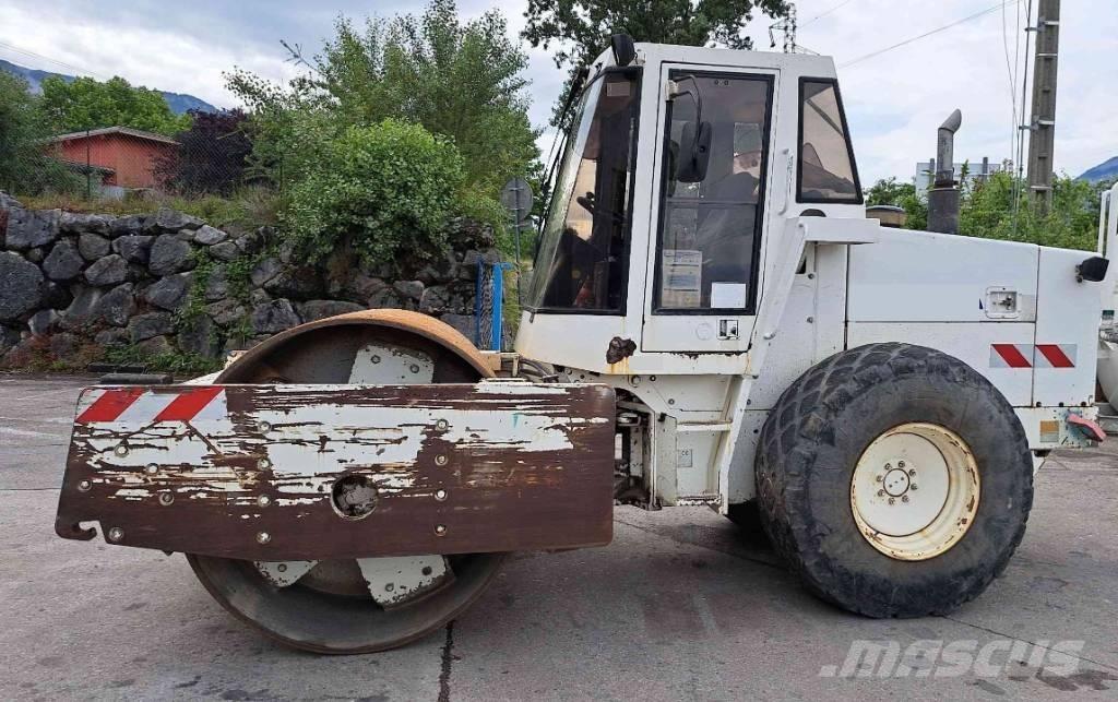 CAT CS583 C 單輪滾壓機