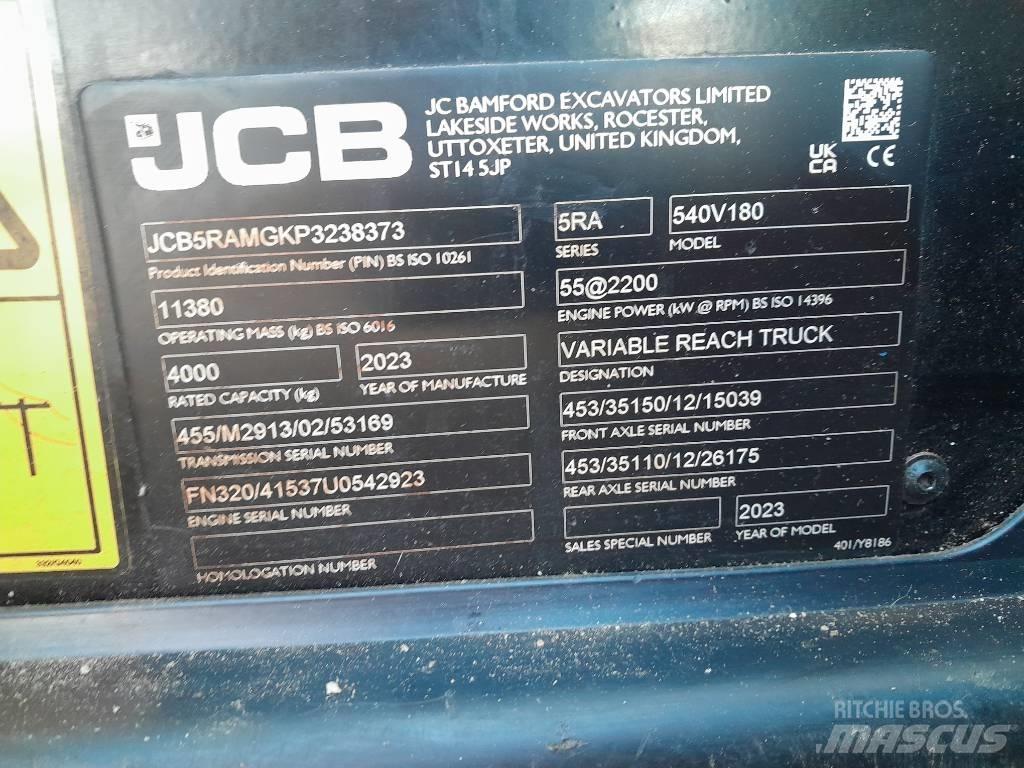 JCB 540.180 伸縮臂操作車