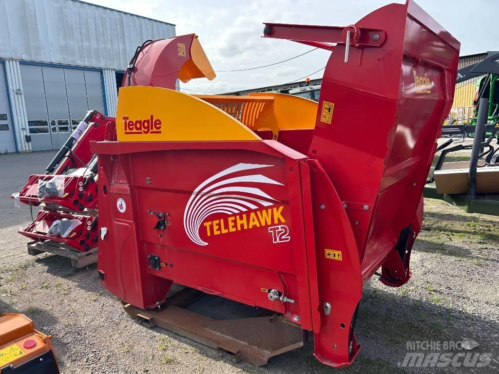 TEAGLE Telehawk T2 草捆撕碎機、切割機、拆袋機