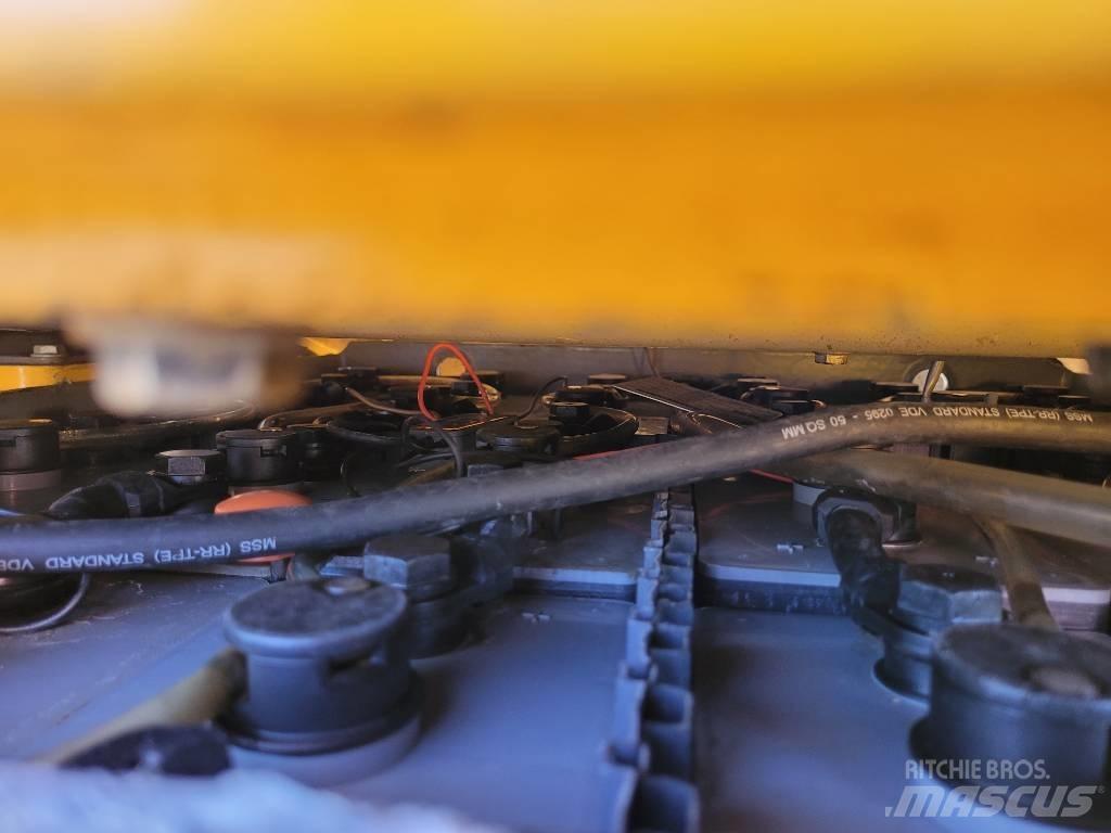 Jungheinrich EFG 216 電動堆高機