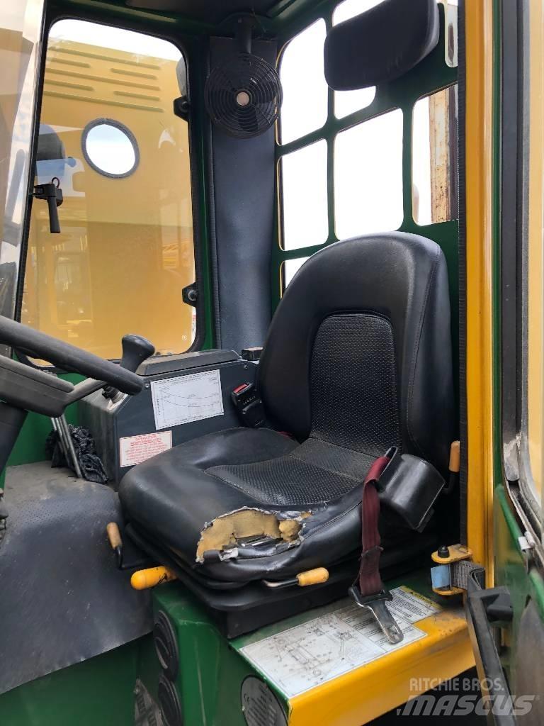 Combilift C 3000 鏟裝機