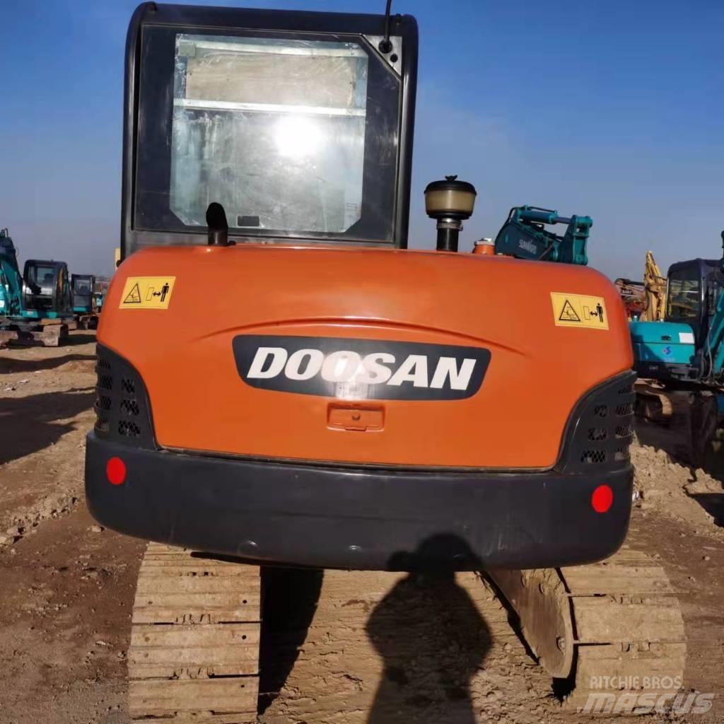Doosan DH60-7 履帶式 挖土機/掘鑿機/挖掘機