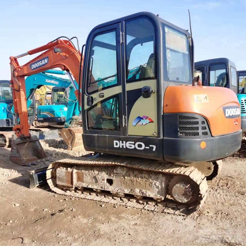 Doosan DH60-7 履帶式 挖土機/掘鑿機/挖掘機