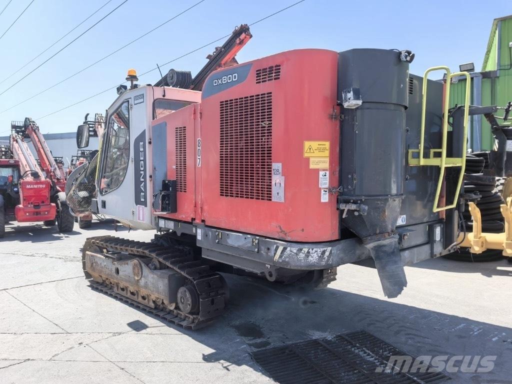 Sandvik DX 800 鑽孔機