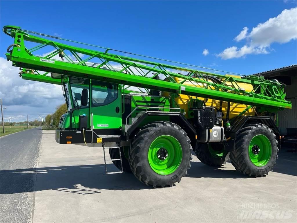 Dammann DT2500H 牽引式噴霧機