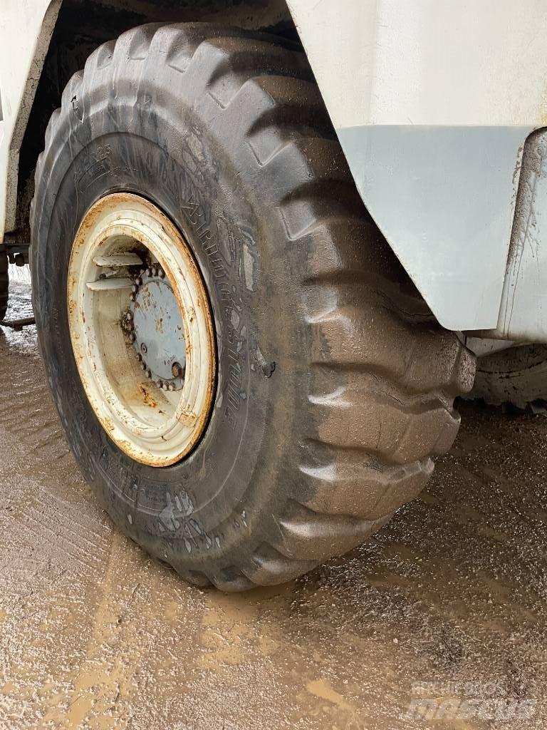 Terex TA 30 鉸接式起吊車