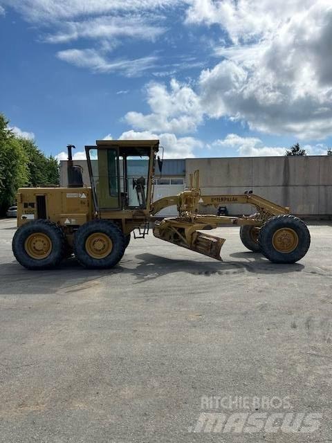 CAT 120 G 平土機