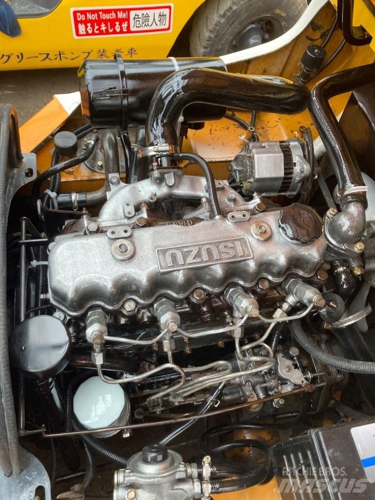 TCM 30 柴油卡車