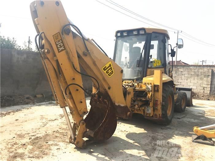 JCB 3 CX 反鏟裝載機