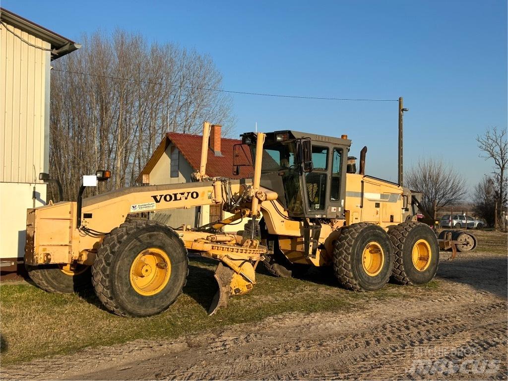 Volvo G 780 平土機