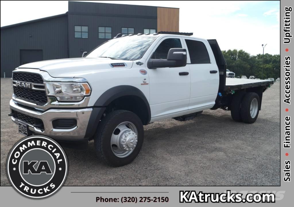 RAM 5500 TRADESMAN 平板式/側卸式卡車