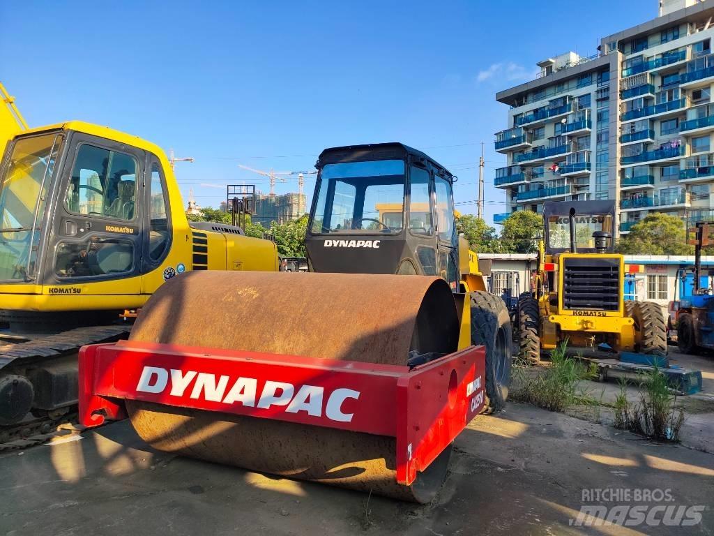 Dynapac CA 251 D 單輪滾壓機
