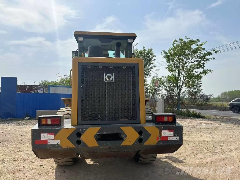 XCMG LW 300 FV 輪胎式裝載機