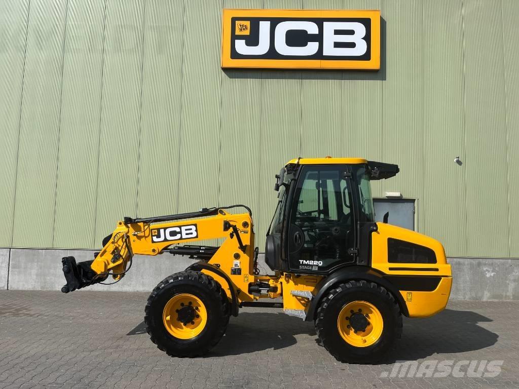 JCB TM 220 農業用伸縮臂裝載機