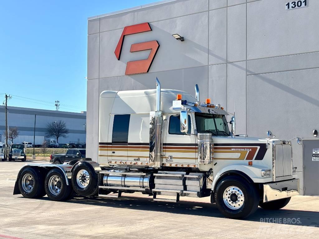 Western Star 4900 EX 曳引機組件