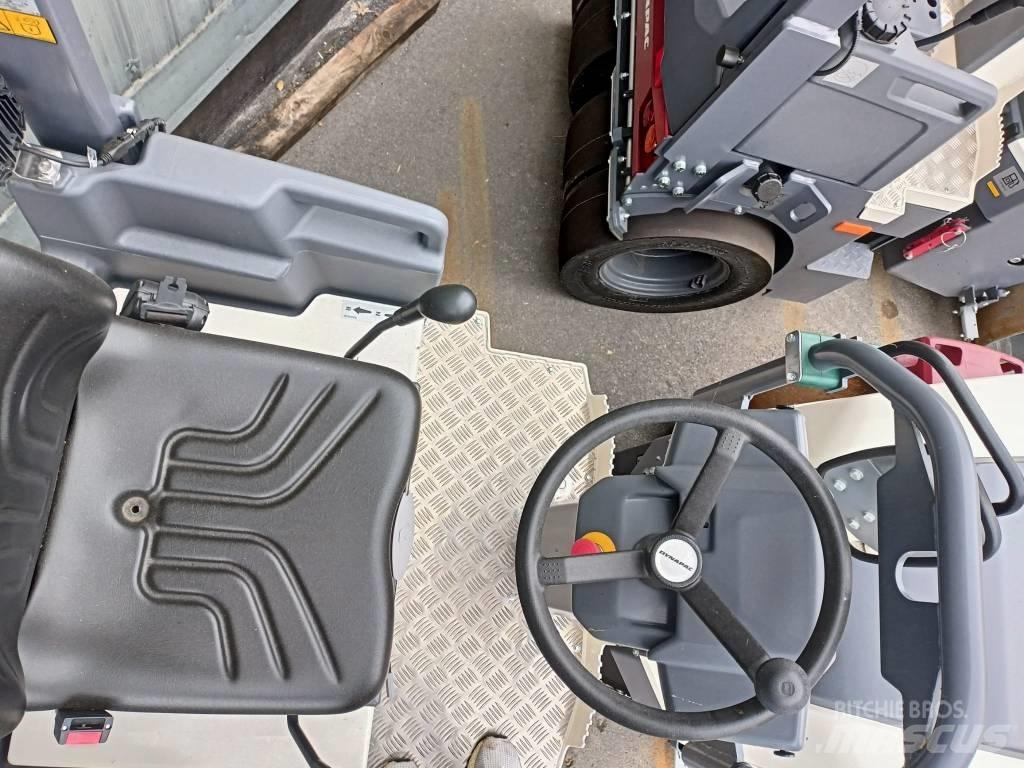 Dynapac CC1200C VI 複合式滾壓機
