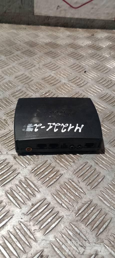 MAN TGL 12.210  TFE4R 電子設備