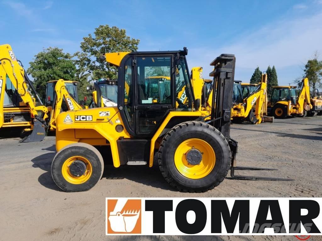 JCB 930-4 越野車