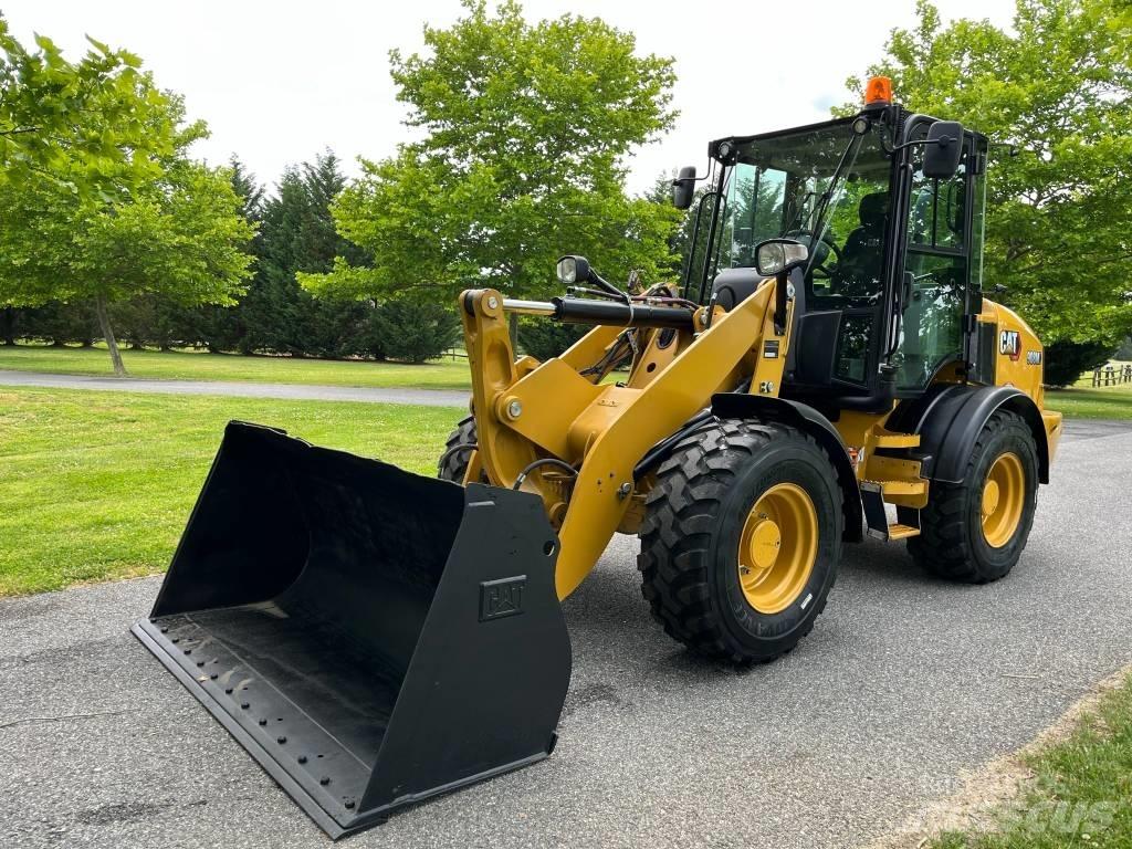 CAT 908M 輪胎式裝載機