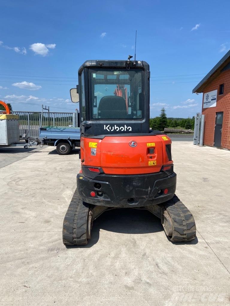 Kubota U 36-4 小型挖土機/掘鑿機<7t(小型挖掘機)