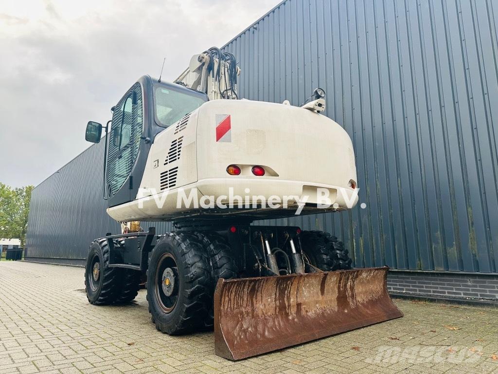 JCB JS 145 W 旋轉式挖土機/掘鑿機/挖掘機