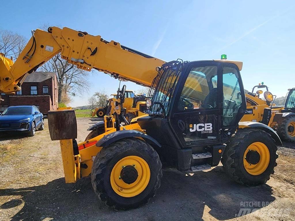 JCB 540-180 伸縮臂操作車