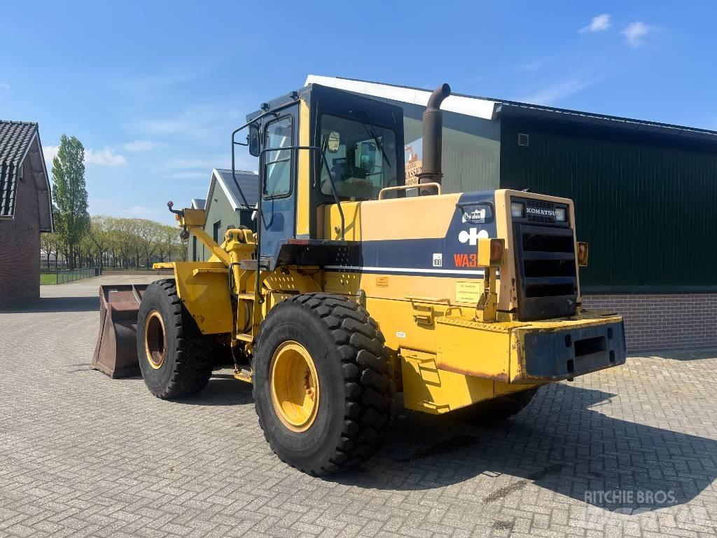 Komatsu WA 320-1 輪胎式裝載機