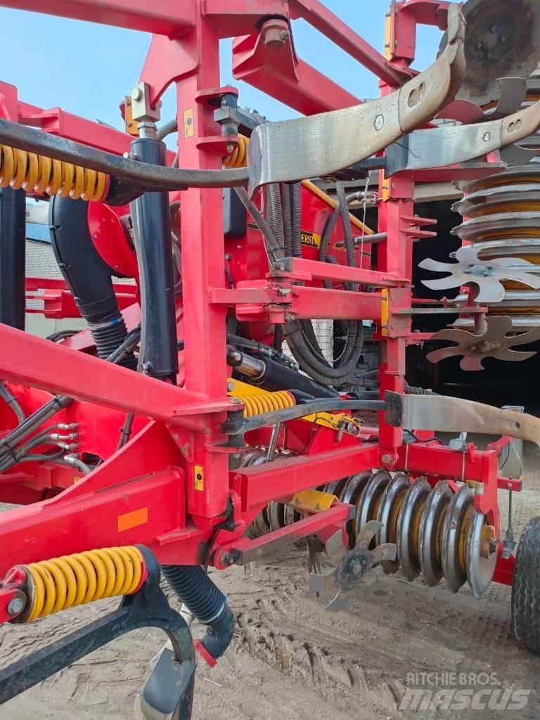 Väderstad Cultus420 中耕管理機