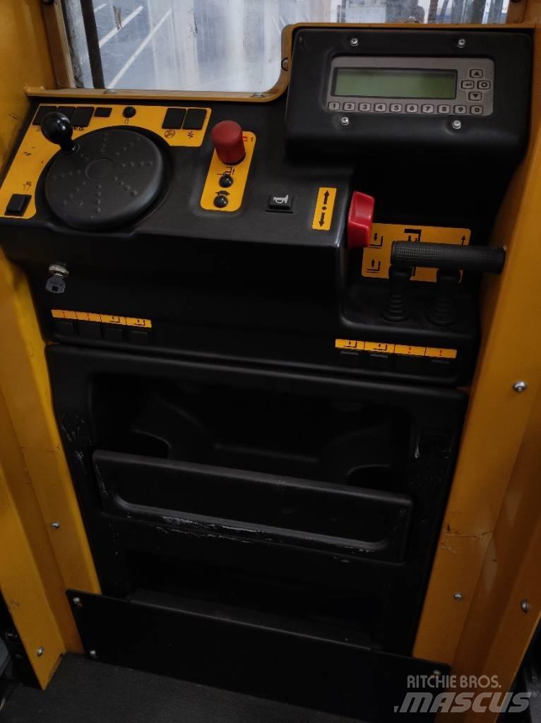 Yale MO10E 高舉式裝載機