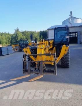 JCB 540-140 伸縮臂操作車