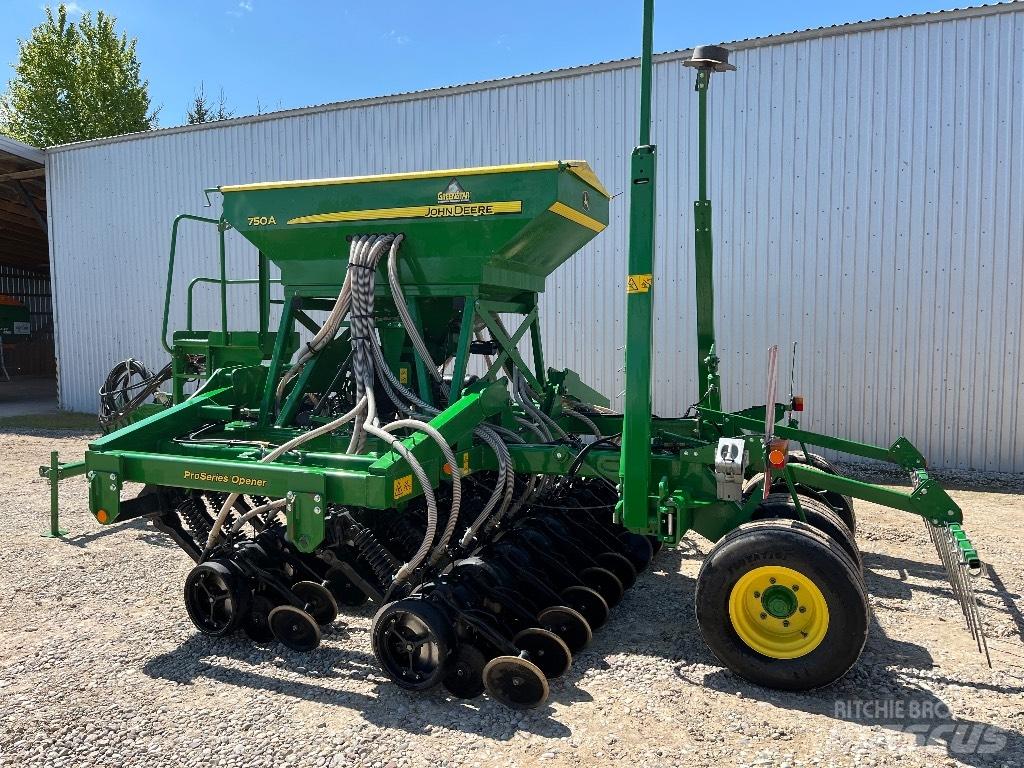 John Deere 750 A 鑽頭