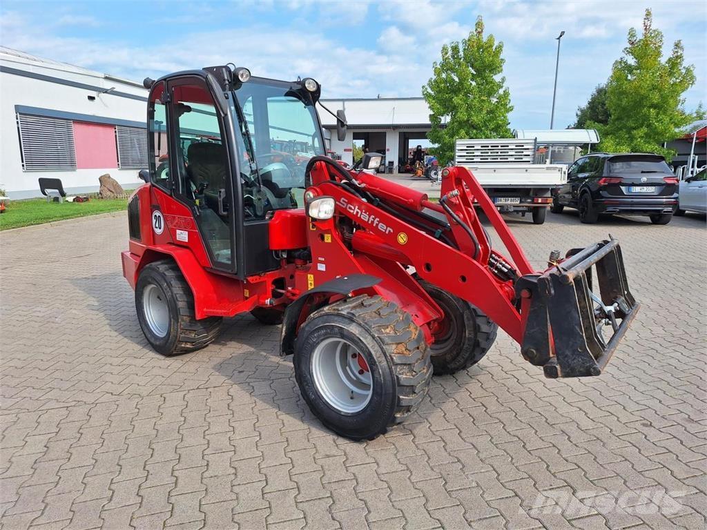 Schäffer 3460 輪胎式裝載機