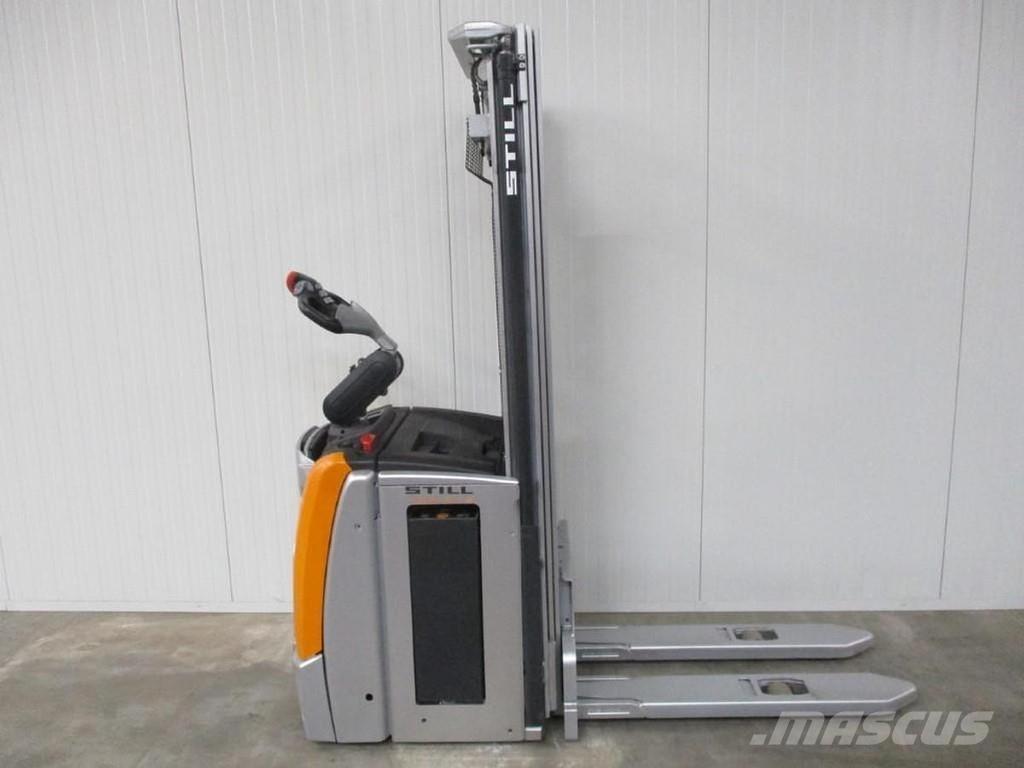 Still EXV SF14 平台型低架升降機